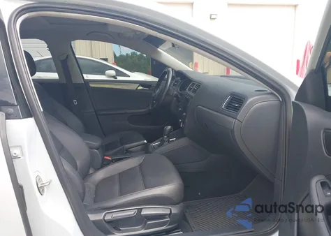 2017 Volkswagen Jetta 1.4T Se из США, поврежденный, VIN 3VWDB7AJ7HM323446